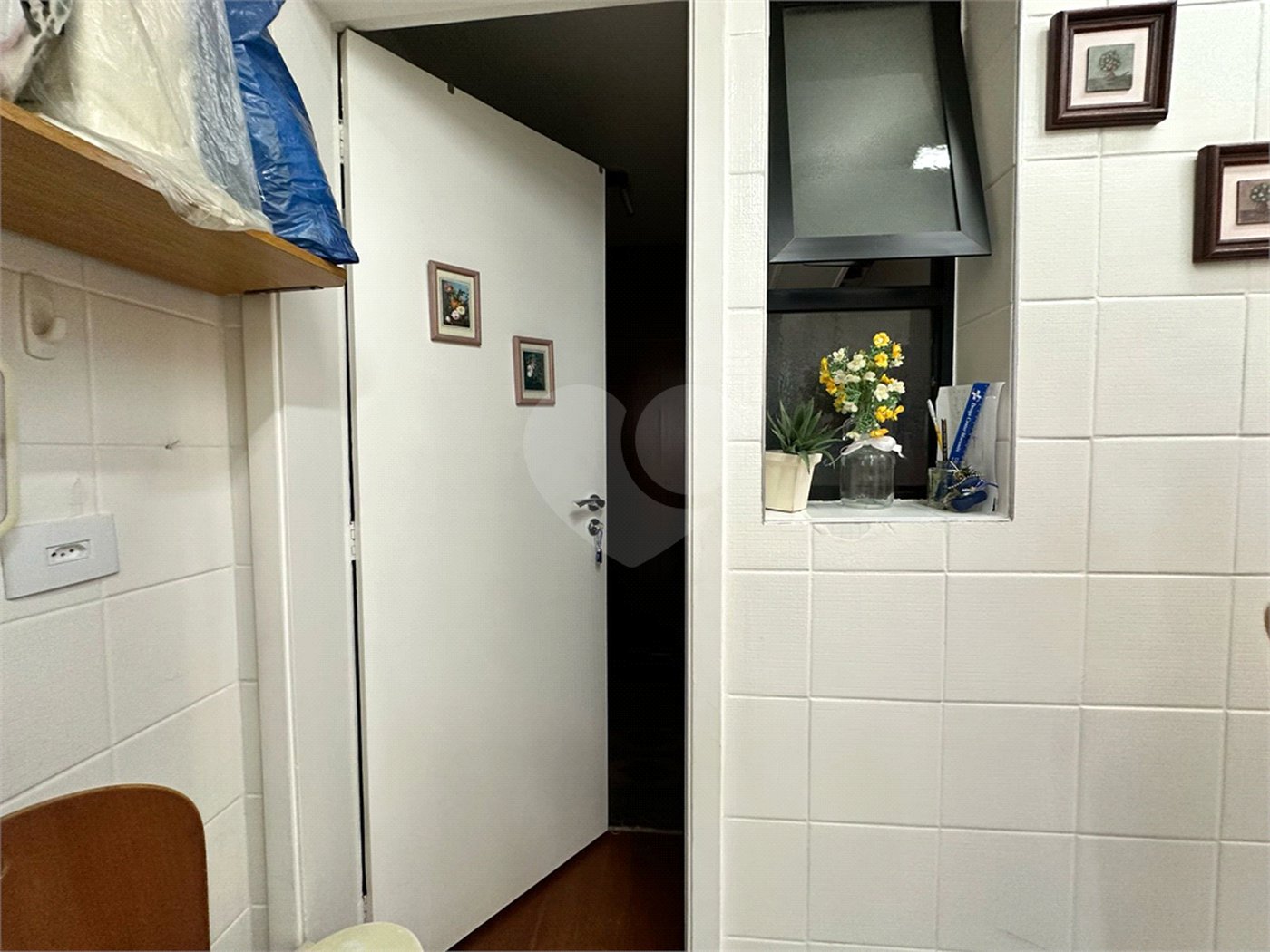 Cobertura à venda com 3 quartos, sendo 1 suíte, em Lar São Paulo, São Paulo, SP
