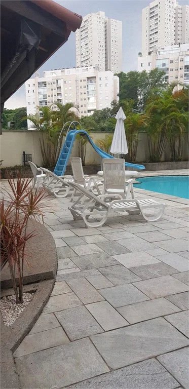Apartamento à venda com 3 quartos, sendo 2 suítes, em Vila Suzana, São Paulo, SP