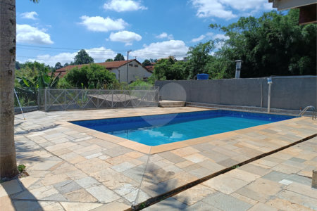 Casa à venda com 5 quartos, sendo 3 suítes, em Jardim Villaça, São Roque, SP