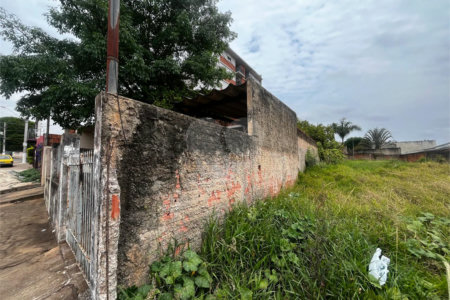 Casa à venda com 4 quartos, sendo 2 suítes,  em Vila São José, Itapetininga, SP