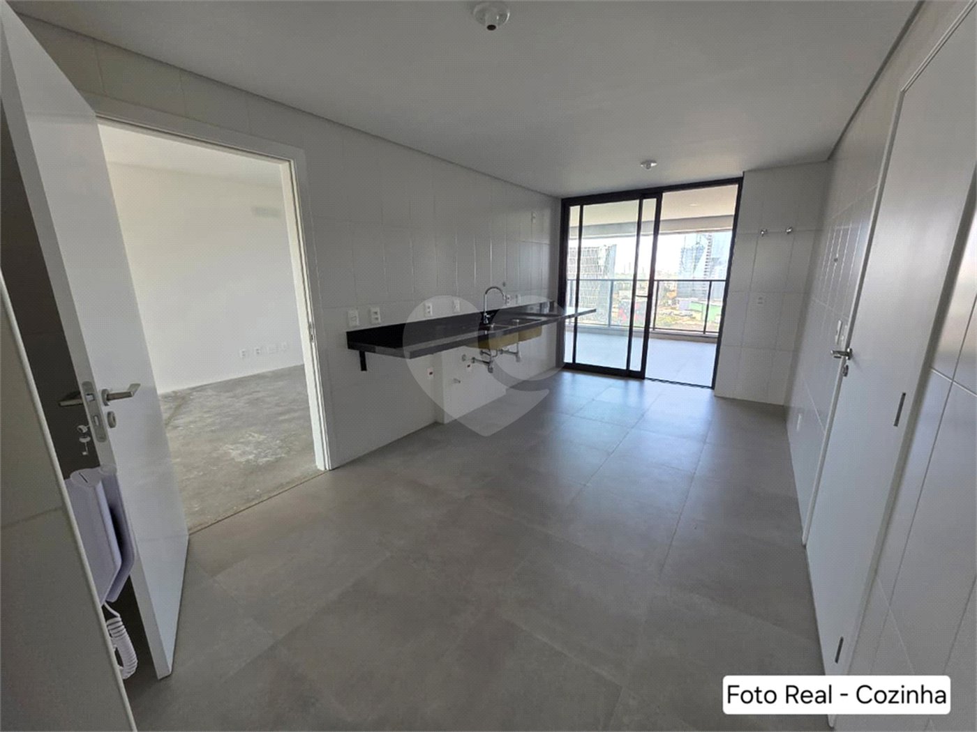 Apartamento à venda com 4 suítes em Jardim Morumbi, São Paulo, SP