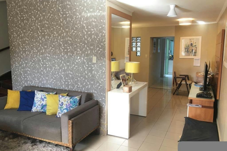 Sobrado à venda com 3 quartos, sendo 1 suíte, em Tremembé, São Paulo, SP