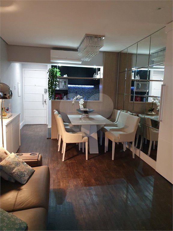 Apartamento à venda com 3 quartos, sendo 1 suíte,  em Mooca, São Paulo, SP
