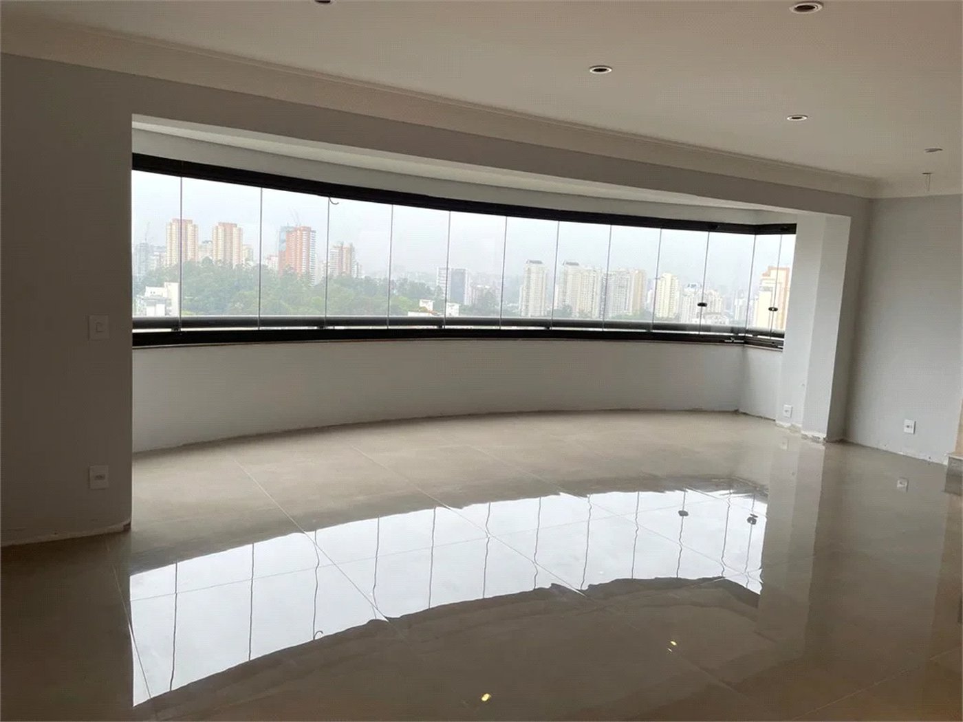 Apartamento à venda ou para alugar com 4 suítes em Vila Andrade, São Paulo, SP
