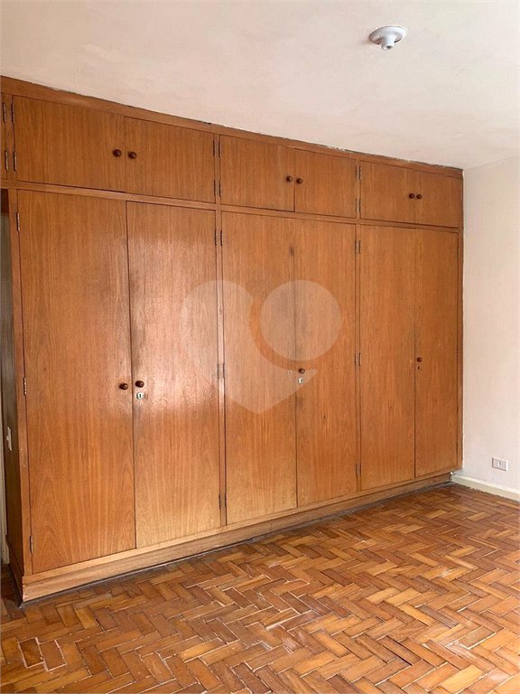 Sobrado à venda com 3 quartos em Vila Progredior, São Paulo, SP