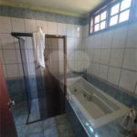 Casa térrea com piscina no Residencial Samambaia.