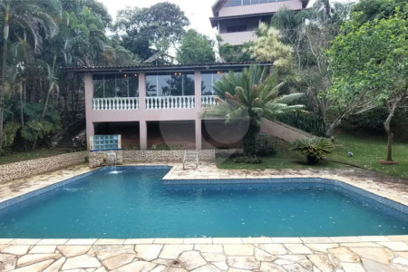 LINDA CHÁCARA A VENDA - CONDOMINIO ALPES D'OURO - BOM JESUS DOS PERDÕES