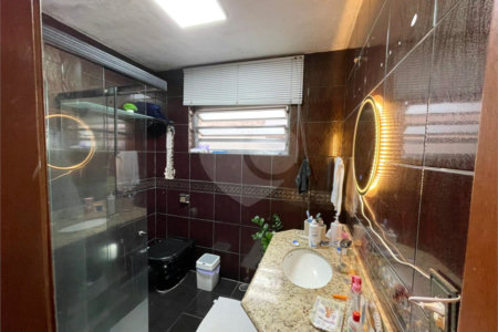 Sobrado à venda com 3 quartos em Quinta da Paineira, São Paulo, SP