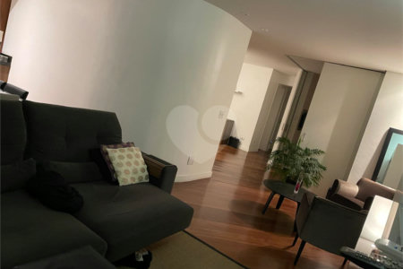 Apartamento à venda com 3 suítes em Vila Andrade, São Paulo, SP
