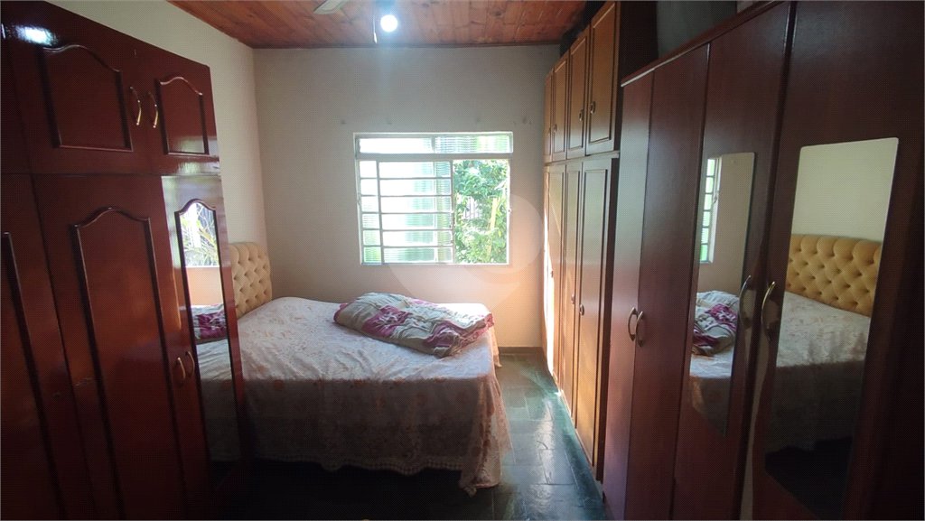 Casa à venda com 2 quartos em Horto, São Paulo, SP