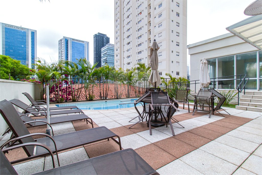 Apartamento à venda com 3 suítes em Chácara Santo Antônio, São Paulo, SP