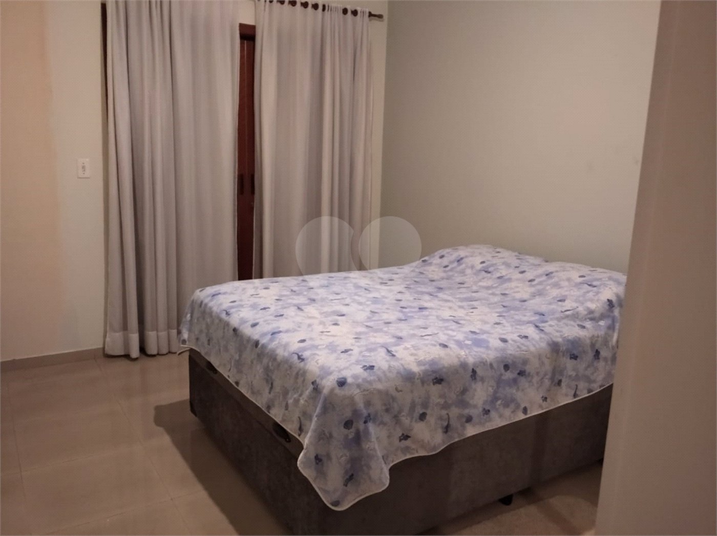 Sobrado à venda com 3 suítes em Vila Irmãos Arnoni, São Paulo, SP