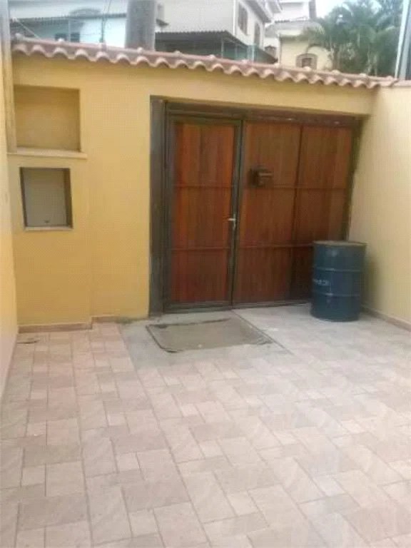 Sobrado à venda com 3 quartos, sendo 1 suíte,  em Jardim Monte Kemel, São Paulo, SP