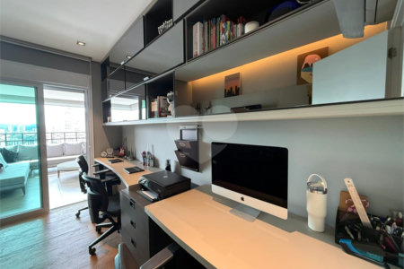 Apartamento à venda com 3 suítes em Santa Teresinha, São Paulo, SP