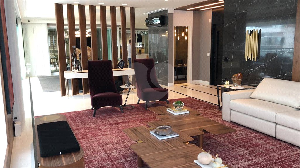 Apartamento à venda com 5 suítes em Vila Gomes Cardim, São Paulo, SP