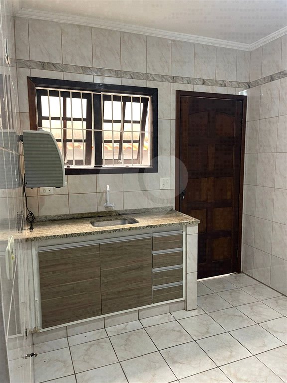 Casa à venda com 3 quartos, sendo 1 suíte, em Jardim Camila, Mogi das Cruzes, SP