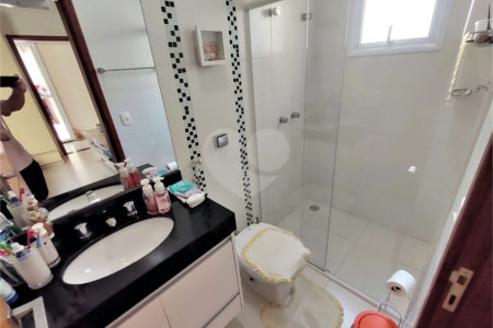 Casa à venda com 3 suítes no condomínio Portal dos Ipês, Indaiatuba - SP