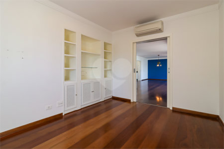 Apartamento à venda com 3 suítes em Cidade Monções, São Paulo, SP