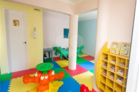 Apartamento à venda com 3 quartos em Jardim Monte Alegre, São Paulo, SP