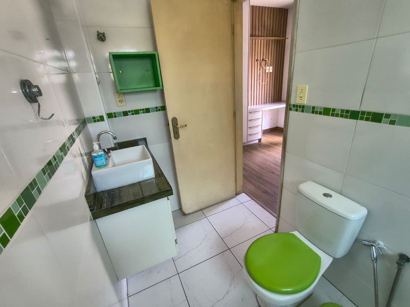 Apartamento com 4 dormitórios à venda, 126 m² por R$ 550.000,00 - Centro - São Vicente/SP