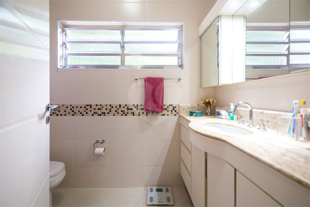 Sobrado à venda com 3 quartos em Brooklin Velho, São Paulo, SP