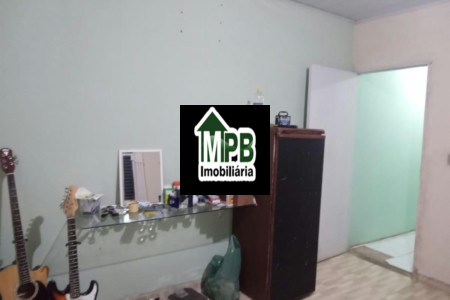 Casa à venda com 2 quartos, sendo 1 suíte, em George Oeterer, Iperó, SP