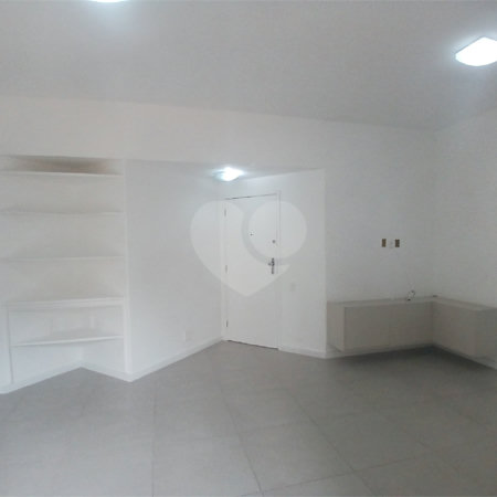 Apartamento à venda com 2 quartos, sendo 1 suíte, em Lagoa, Rio de Janeiro, RJ