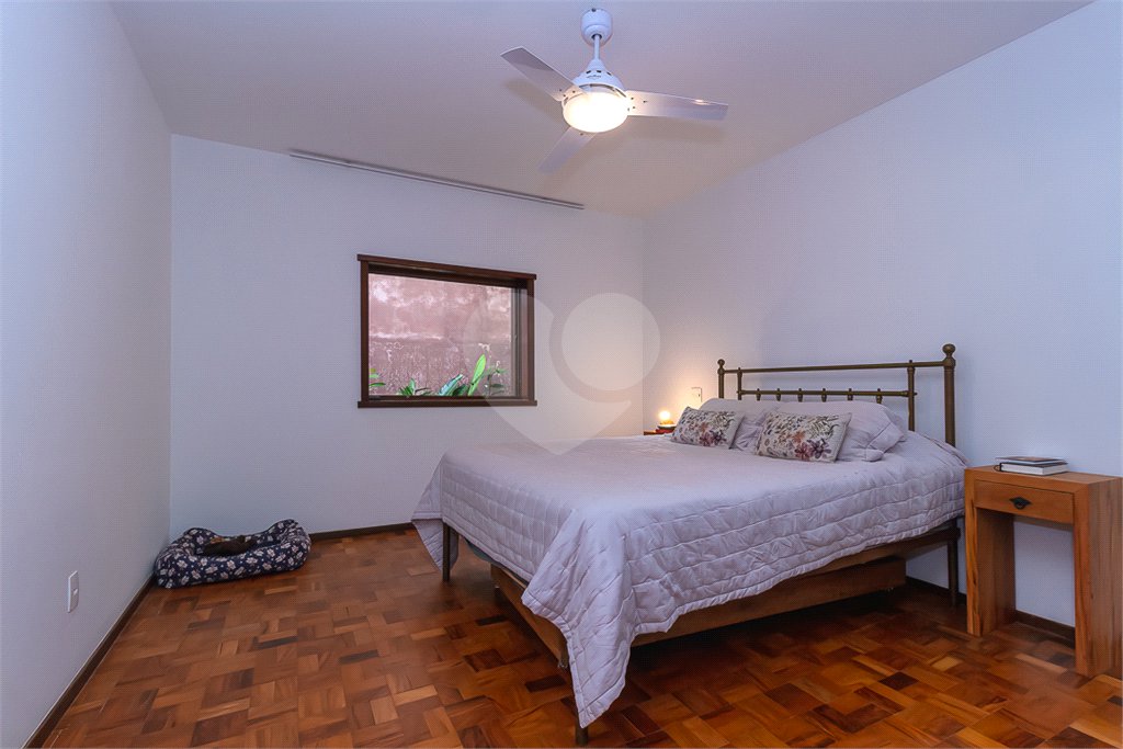 Casa Térrea à venda com 3 quartos, sendo 1 suíte,  em Alto da Boa Vista, São Paulo, SP