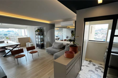 Apartamento à venda com 3 quartos, sendo 1 suíte,  em Jardim Pereira Leite, São Paulo, SP