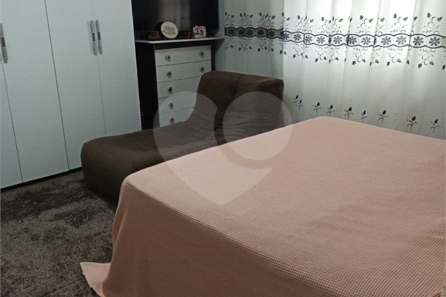 Sobrado à venda com 2 quartos em Tremembé, São Paulo, SP