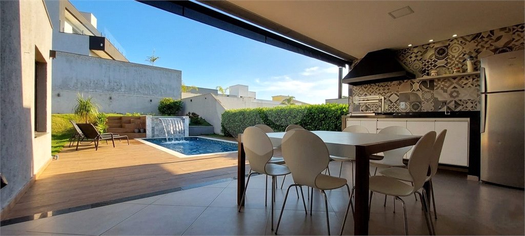 Casa para alugar com 5 quartos, sendo 1 suíte, no condomínio Figueira Garden, Atibaia - SP