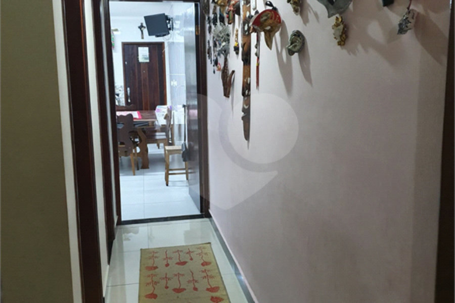 Sobrado à venda com 3 quartos, sendo 1 suíte, em Tremembé, São Paulo, SP