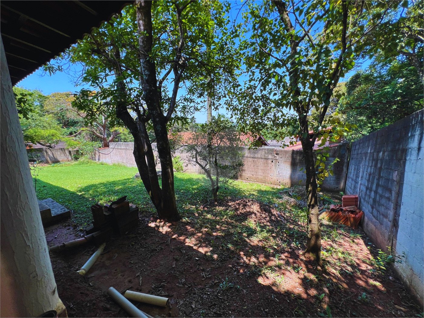 Chácara à venda com 3 quartos, sendo 1 suíte, em Chácara Companheiros, Jundiaí, SP