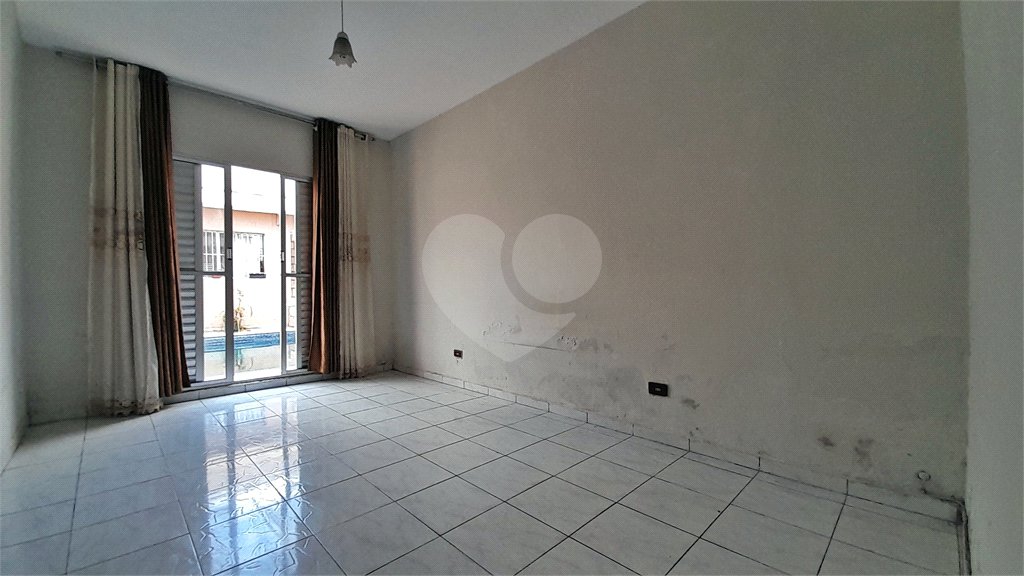 Casa Térrea à venda com 3 quartos em Vila Gustavo, São Paulo, SP