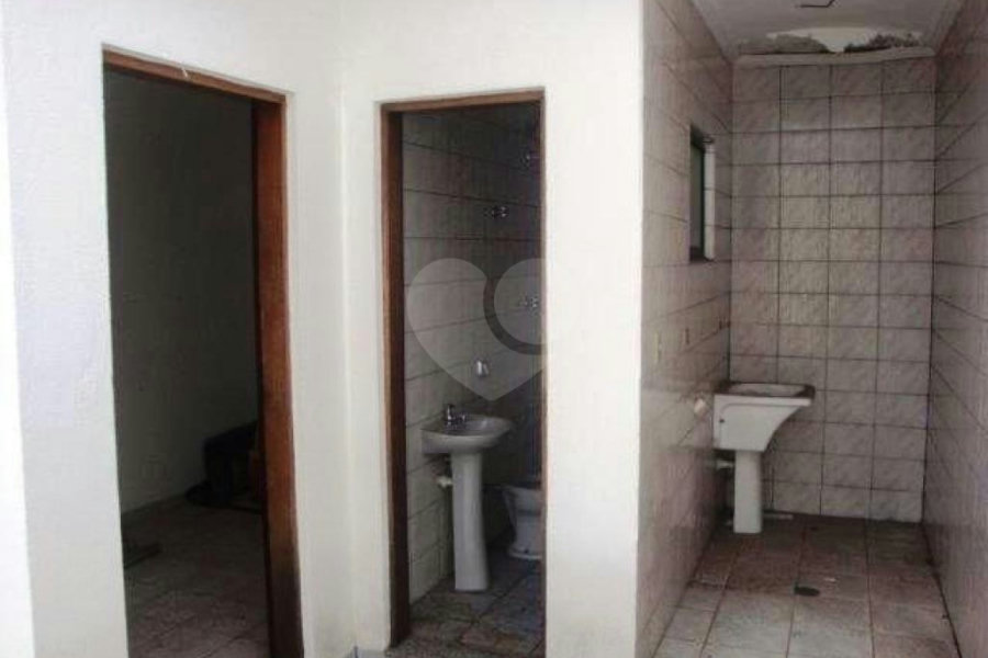 Sobrado à venda com 3 quartos, sendo 1 suíte, em Vila Constança, São Paulo, SP