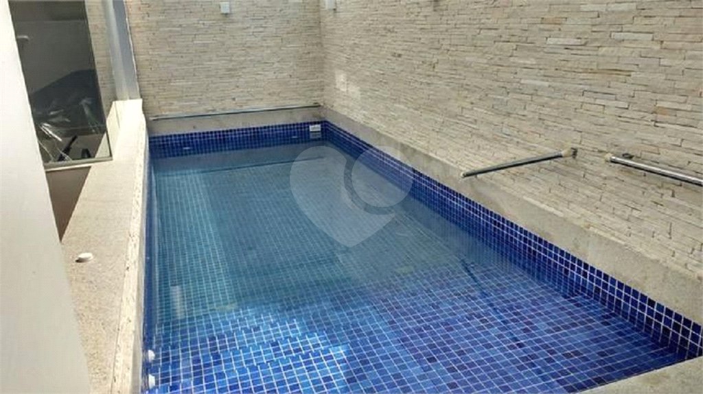 Cobertura à venda com 2 quartos, sendo 1 suíte,  em Tijuca, Rio de Janeiro, RJ