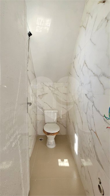 Casa à venda com 3 suítes no condomínio Residencial Green Ville, Rio de Janeiro - RJ