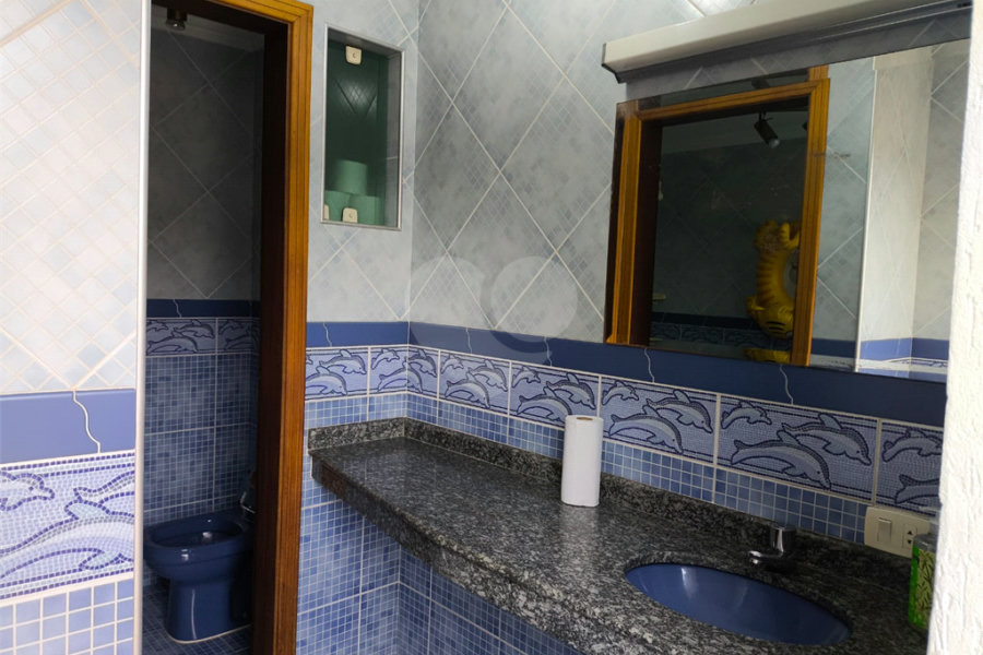 Sobrado à venda com 4 suítes em Jardim Floresta, São Paulo, SP