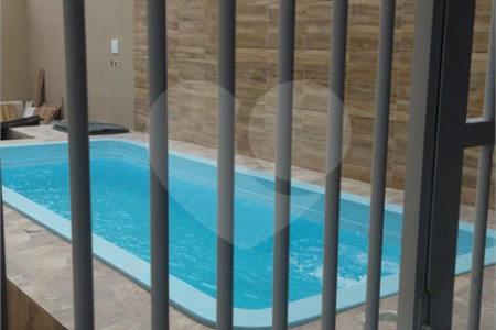 Casa à venda com 3 quartos no Centro, Bertioga, SP