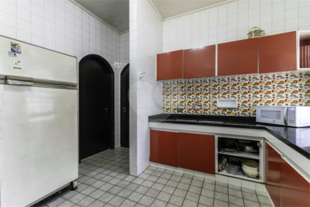 Casa à venda ou para alugar com 4 quartos, sendo 2 suítes, em Jardim Leonor, São Paulo, SP