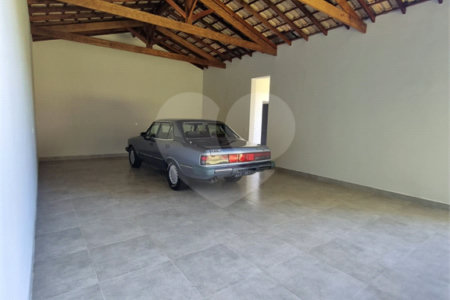 Casa à venda com 3 suítes no condomínio Terras de Santa Teresa, Itupeva - SP
