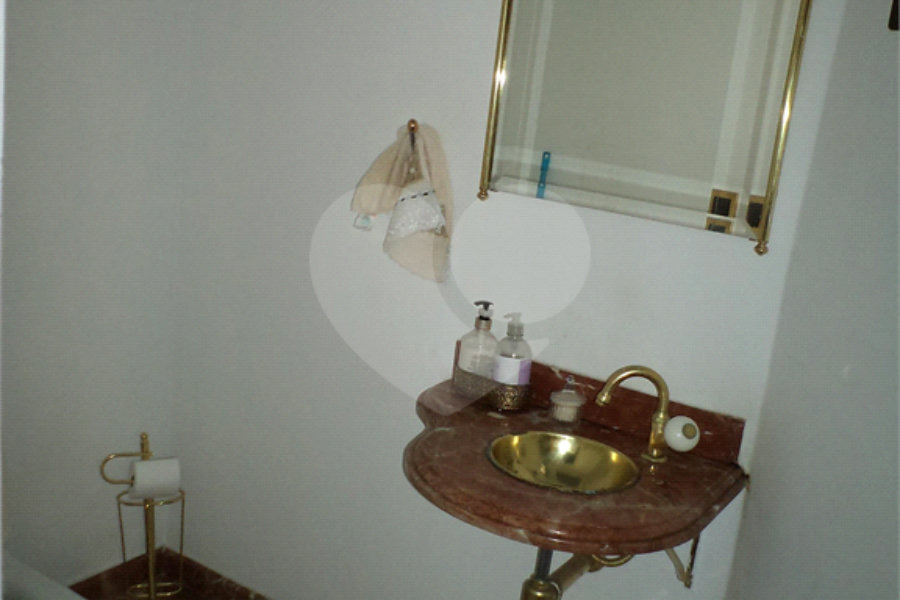 Sobrado à venda com 3 quartos, sendo 1 suíte,  em Jardim Franca, São Paulo, SP