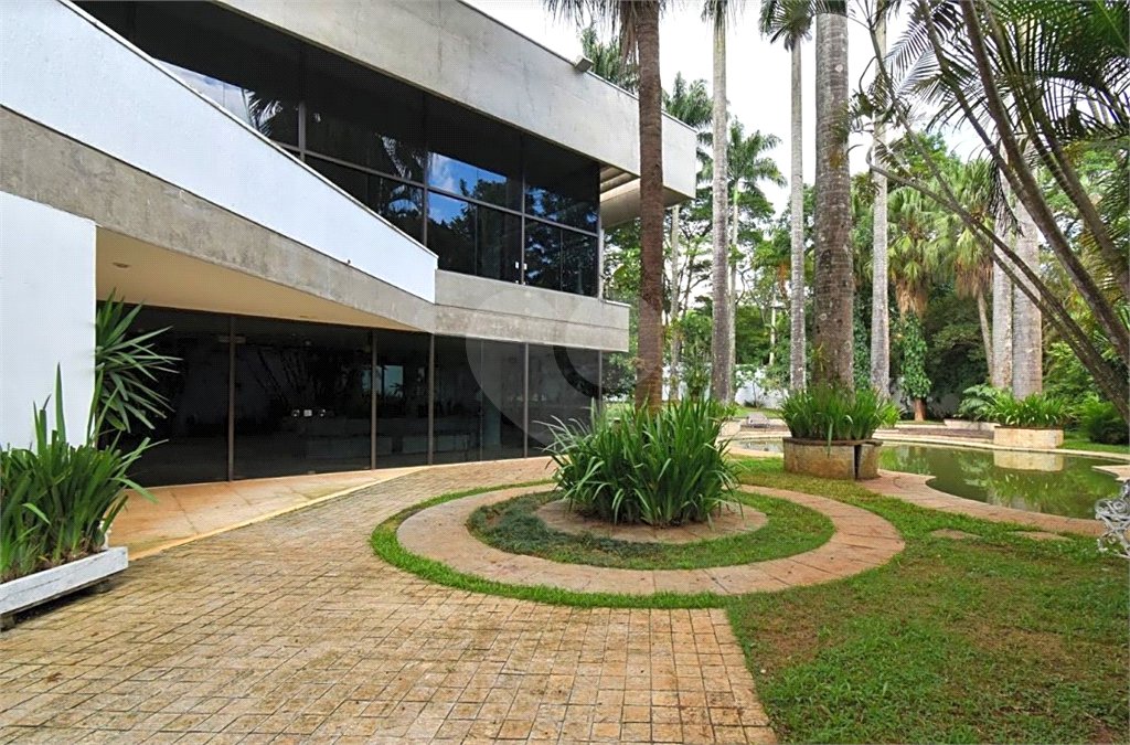Casa à venda com 4 suítes em Alto da Boa Vista, São Paulo, SP