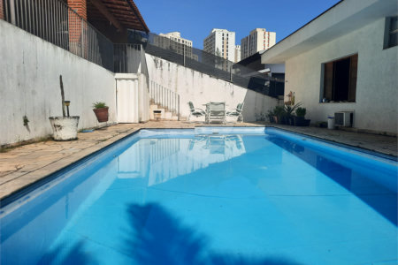 Casa à venda com 4 quartos, sendo 3 suítes,  em Jardim Marajoara, São Paulo, SP