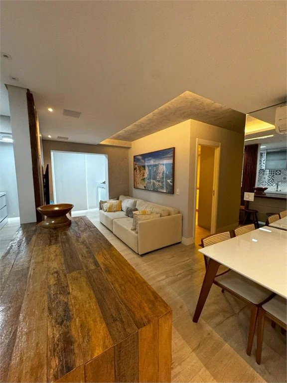 Apartamento à venda com 2 quartos, sendo 1 suíte,  em Jardim Vazani, São Paulo, SP