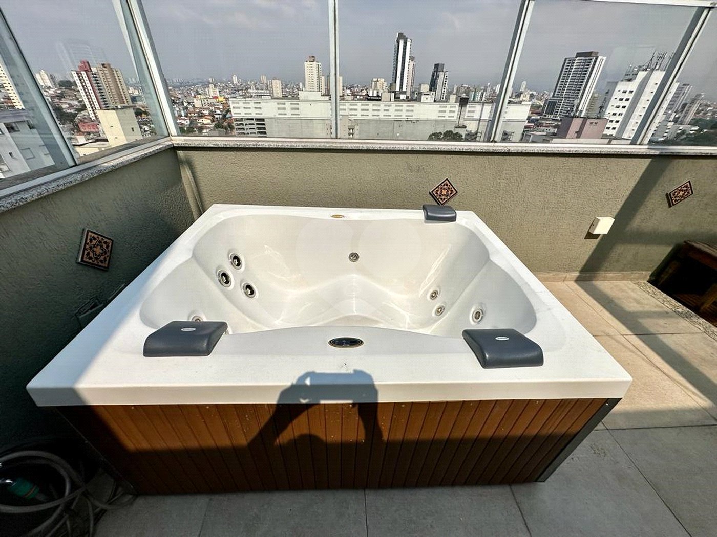 Apartamento à venda com 2 quartos, sendo 1 suíte, em Vila Mazzei, São Paulo, SP