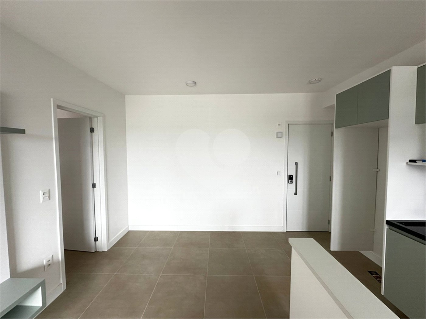 Apartamento para alugar com 1 suíte em Jardim Santa Helena, Suzano, SP