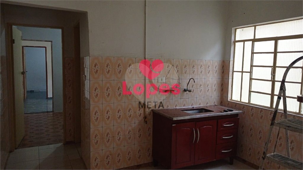 CASA A VENDA NO BAIRRO JARDIM SATÉLITE COM 4 DORMITORIOS, 1 SUITE, 1 VAGA, 125M², SJC