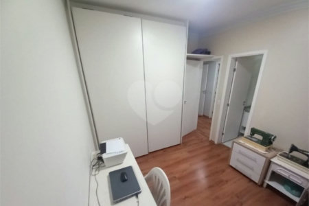 Apartamento à venda com 3 suítes em Santa Teresinha, São Paulo, SP
