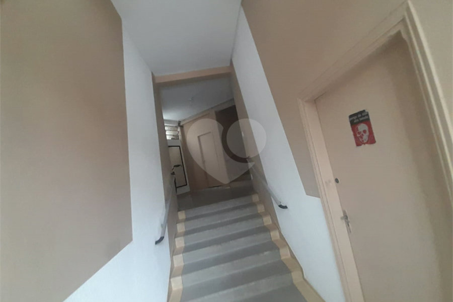 Apartamento à venda com 3 quartos, sendo 1 suíte, no Centro, Serra Negra, SP